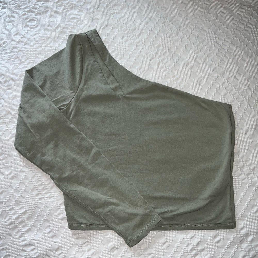 Abercrombie top